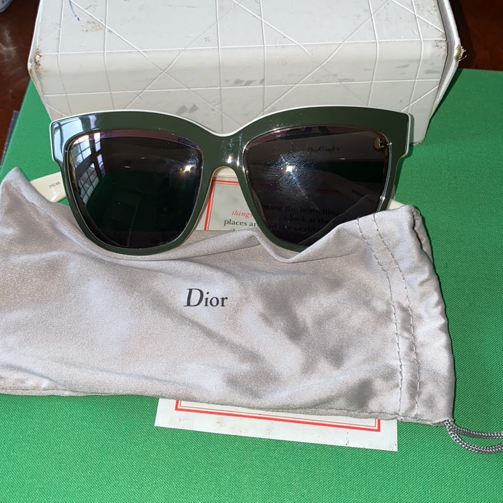 Dior Graphic 39c48 white/olive sunglasses